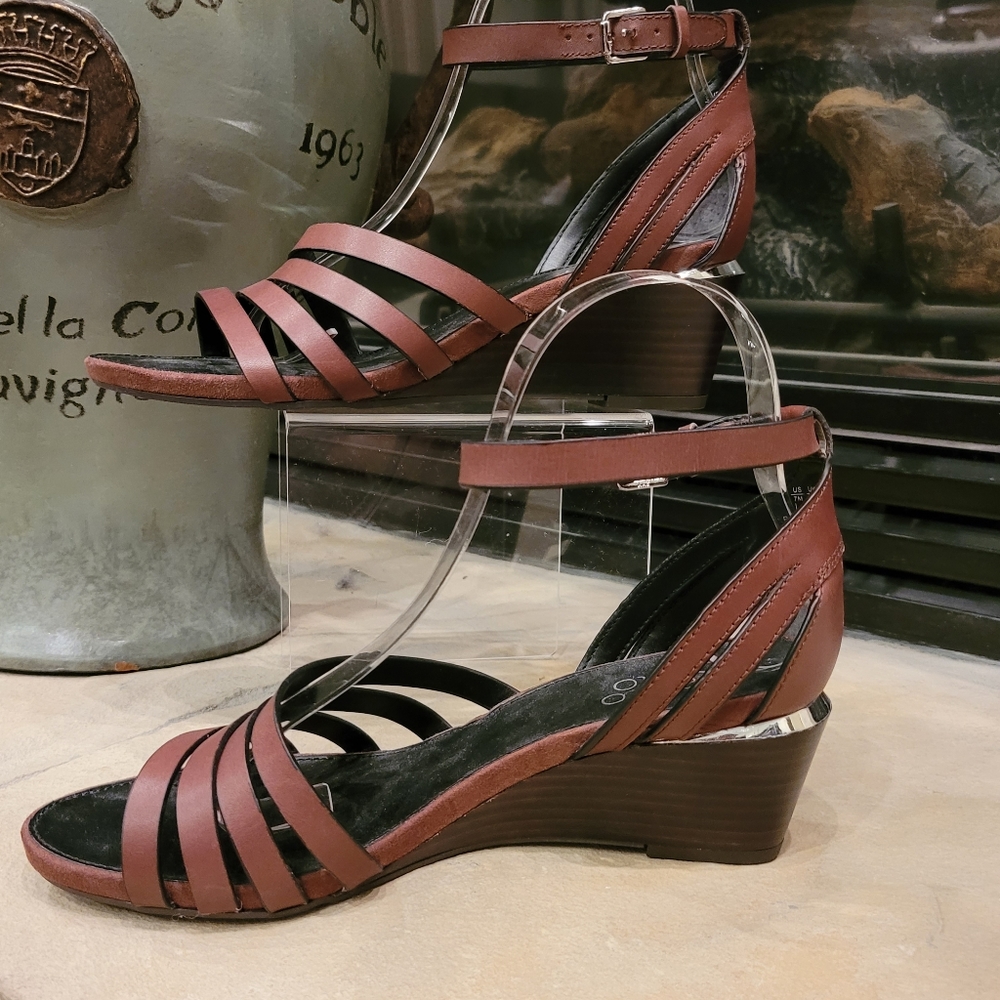 Stunning Franco Sarto Sandals size 7M